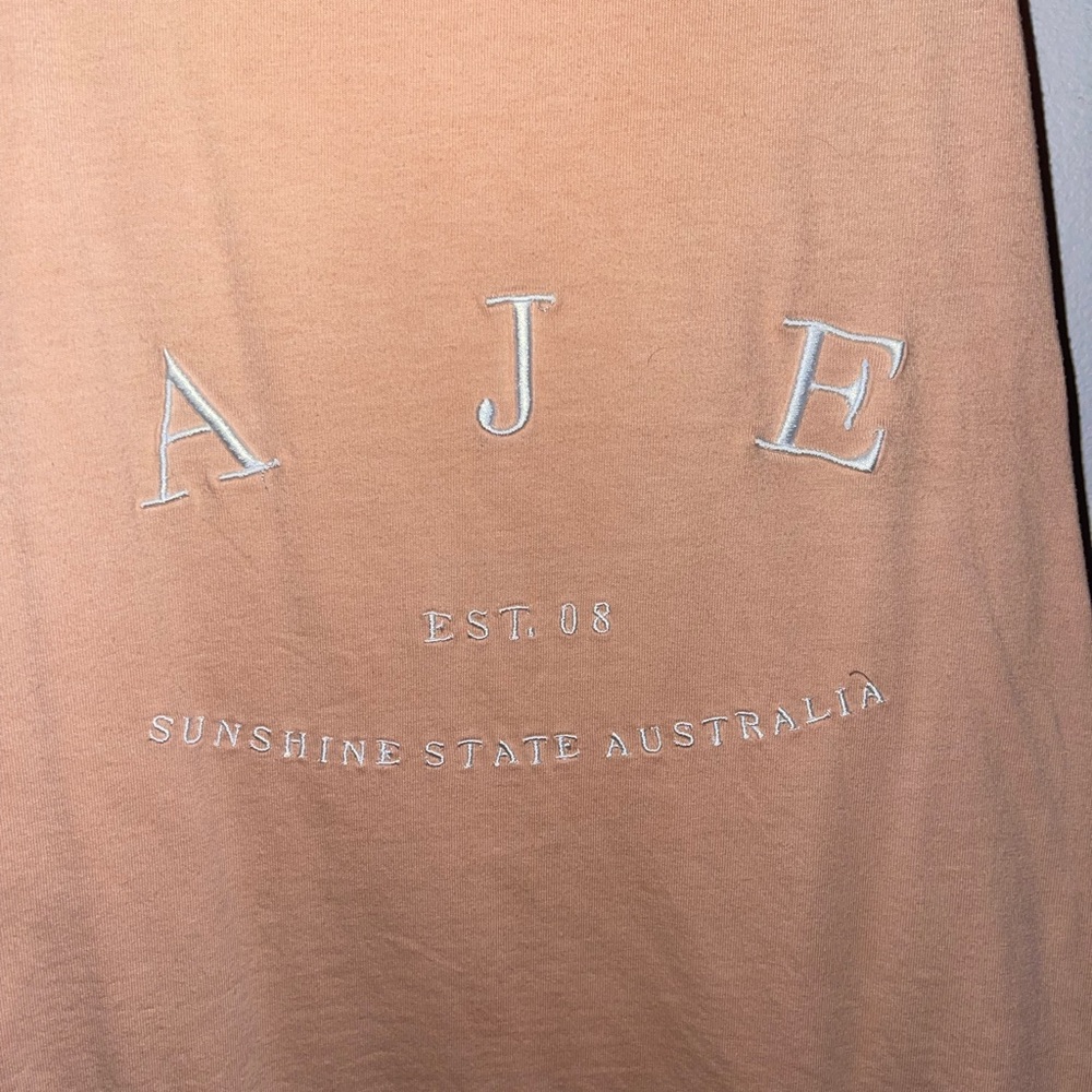 Aje Tank - Picture 2 of 4